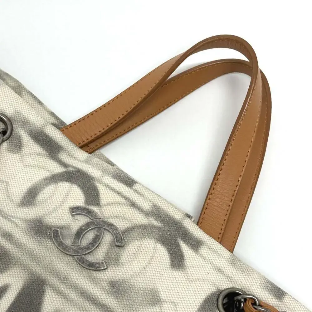 CHANEL Cream Shoulder Bag